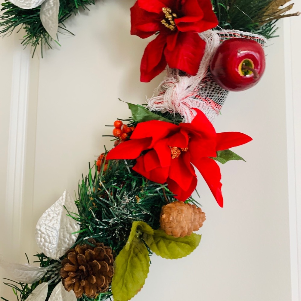 Custom Christmas Wreath limited addition - Picture 3 of 5